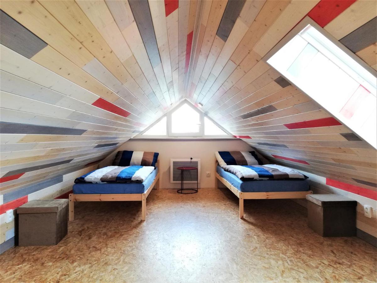 Apartmany Pod Capy, Nasavrky Exteriör bild