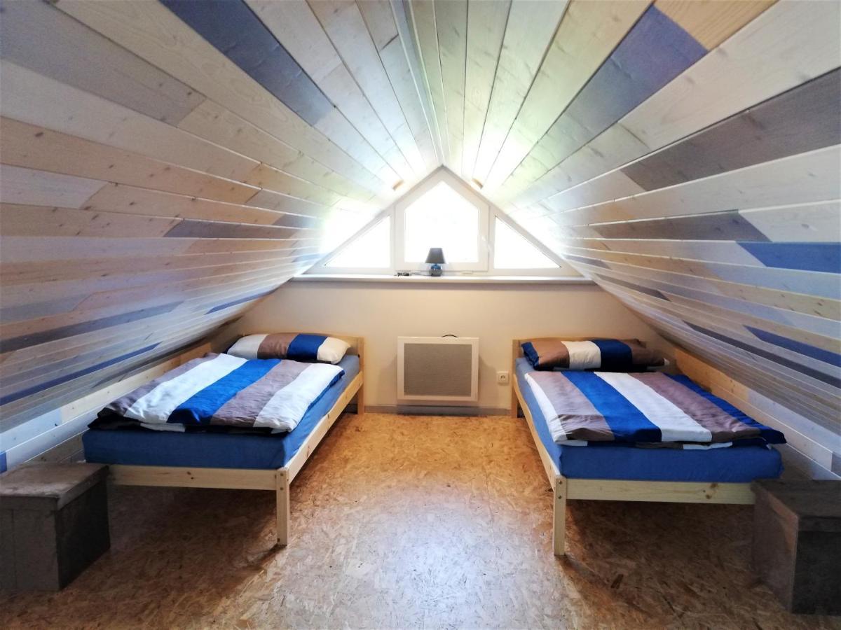 Apartmany Pod Capy, Nasavrky Exteriör bild