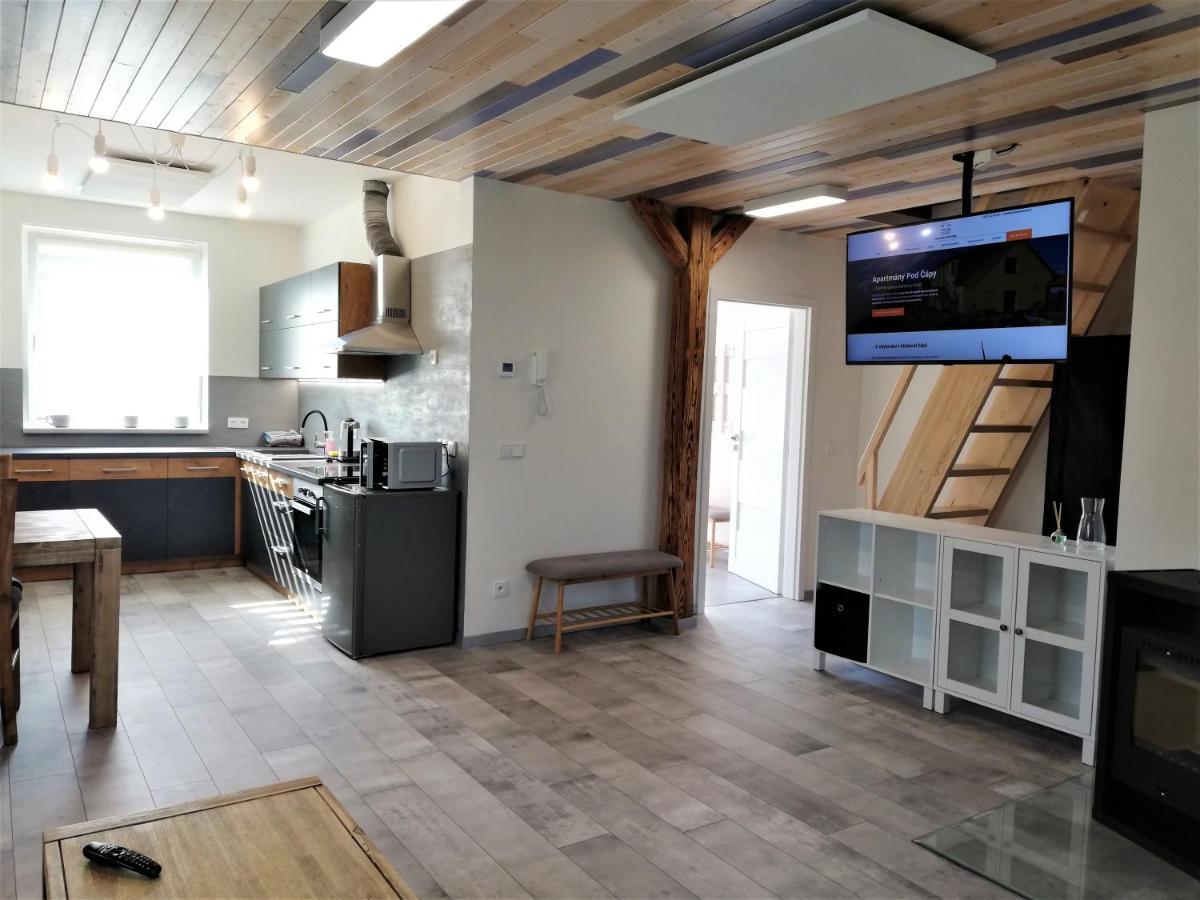 Apartmany Pod Capy, Nasavrky Exteriör bild