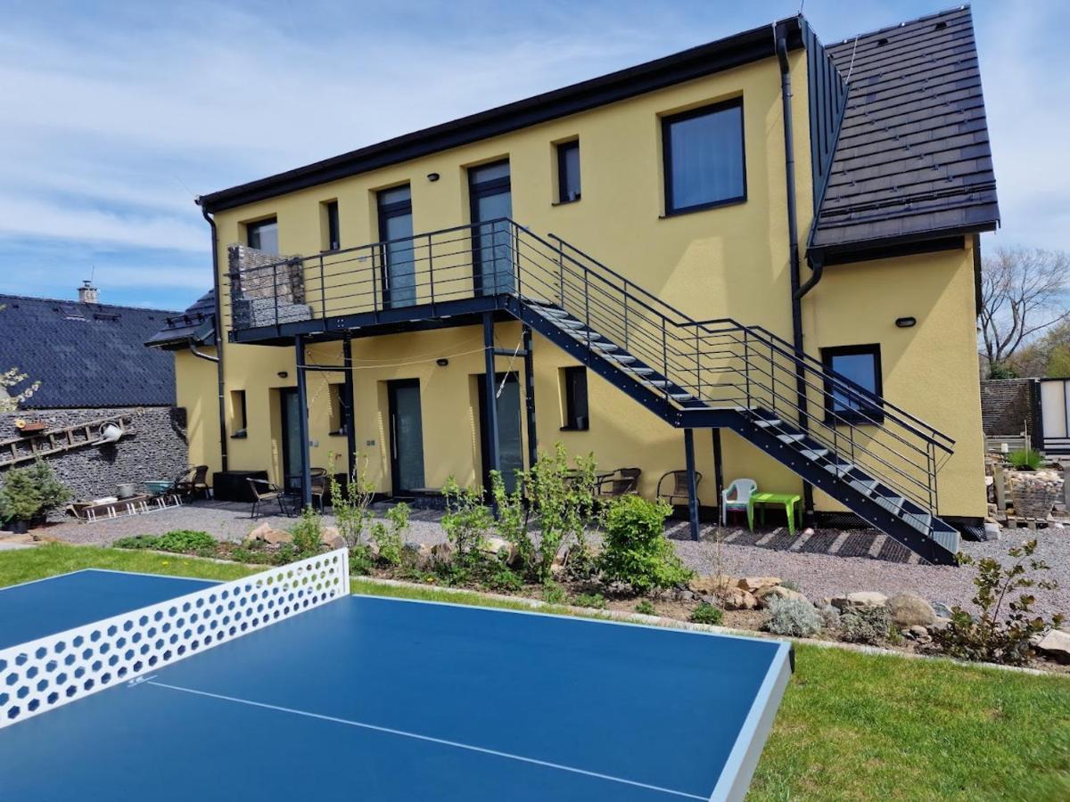 Apartmany Pod Capy, Nasavrky Exteriör bild